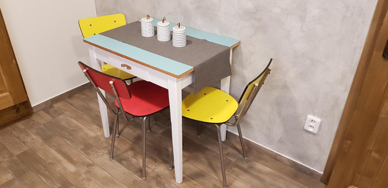 Stylove Podkrovni Apartmany אוסטרבה מראה חיצוני תמונה