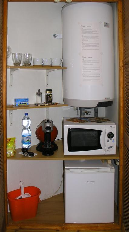 Stylove Podkrovni Apartmany אוסטרבה חדר תמונה